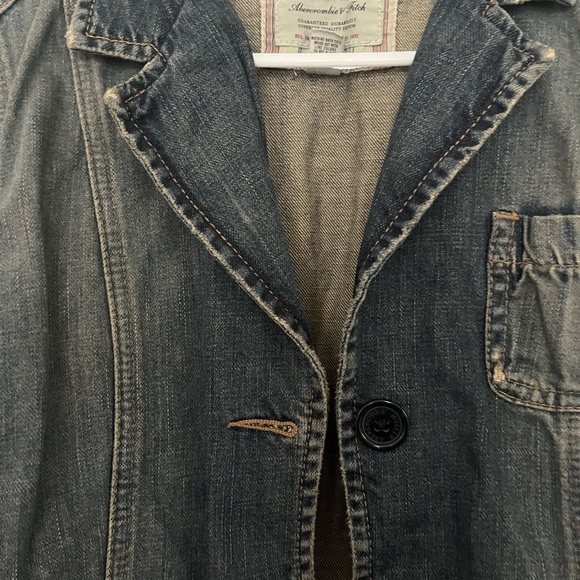 Denim Button-Up Jacket - Picture 5 of 11